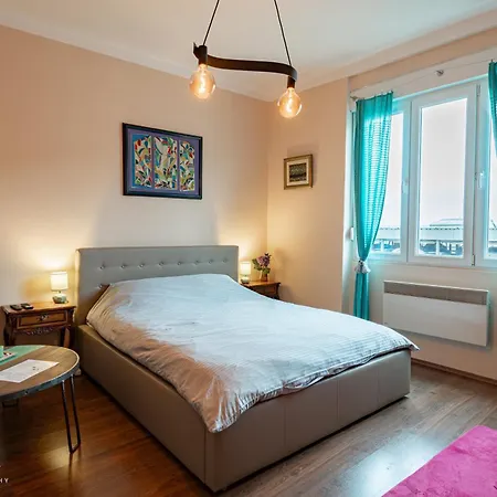 Spacious Studio In Pedestrian Zone Belgrado Esterno foto